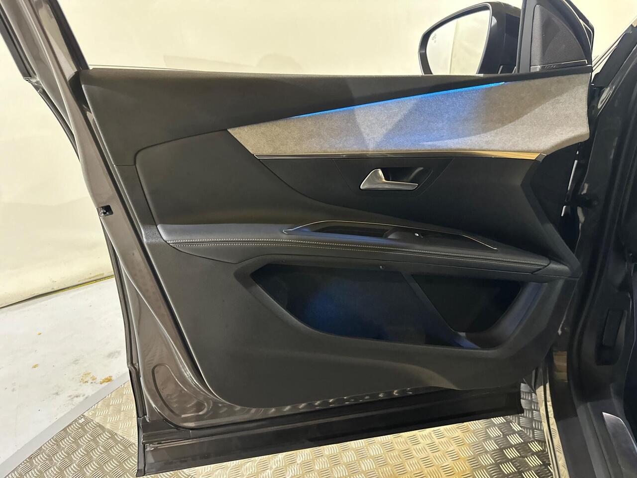 Peugeot 5008 AK72JYE