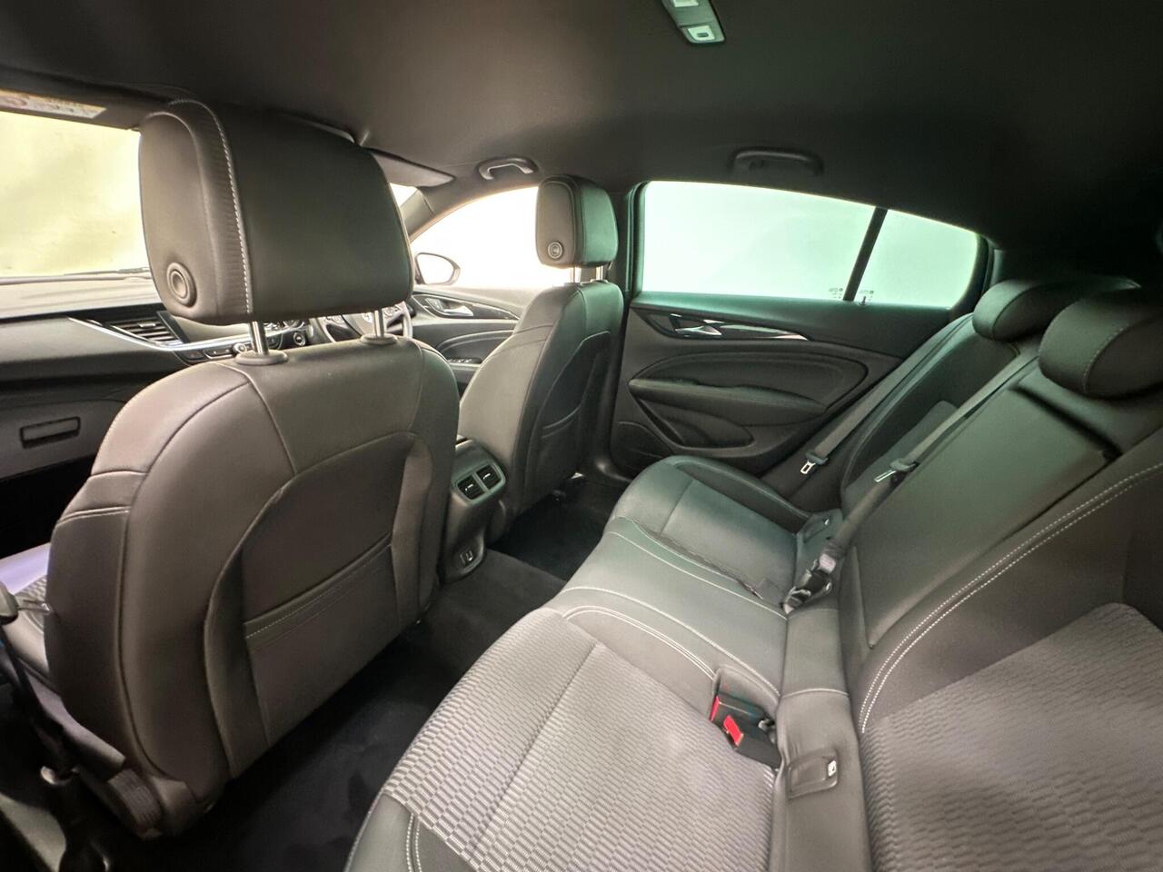 Vauxhall Insignia BG18OSM