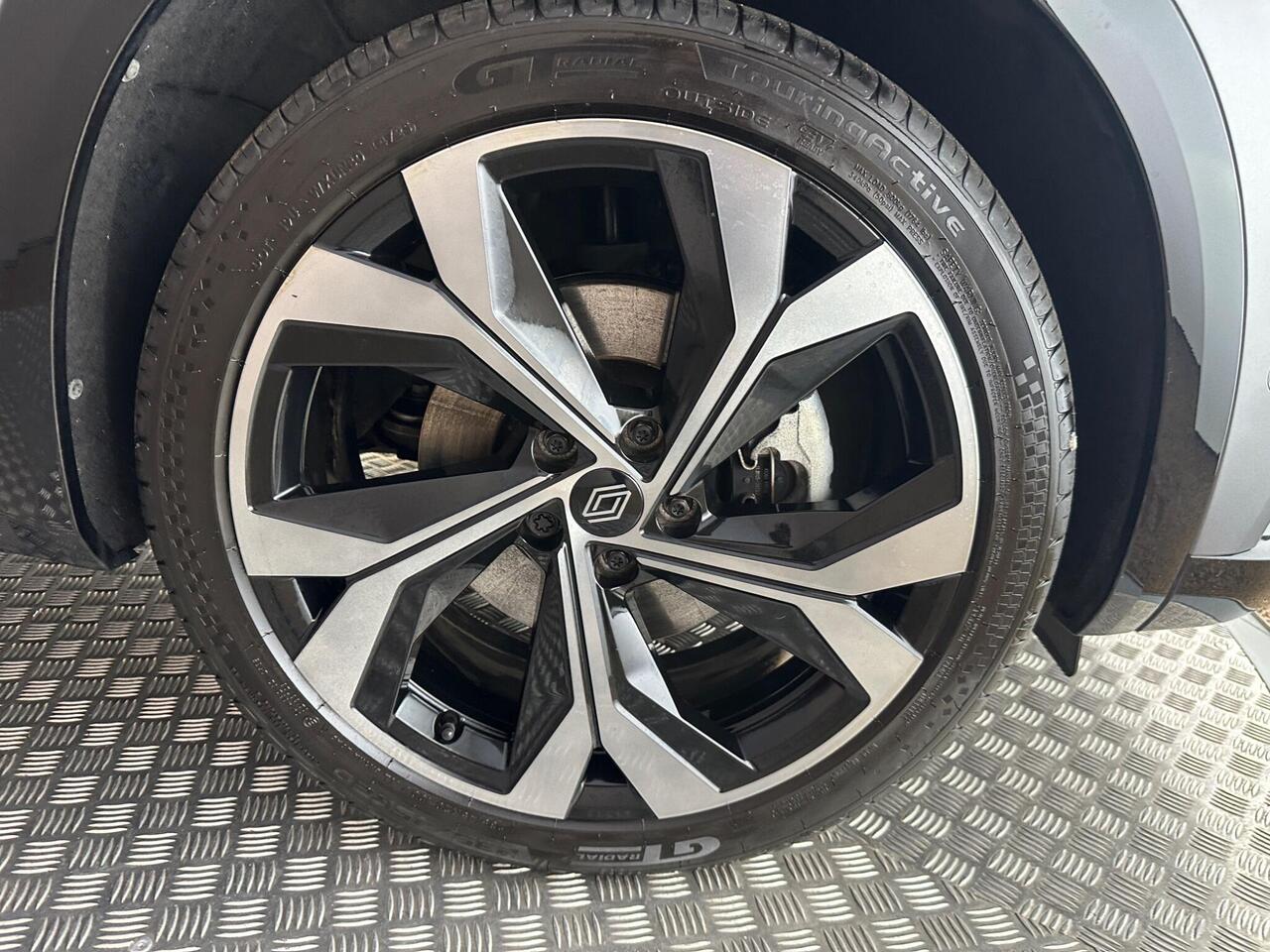 Renault Austral SL74FLN