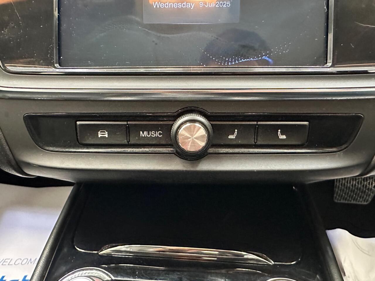 MG MG5 AP21XKB