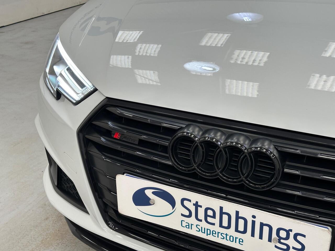 Audi A4 Avant MF69RGX