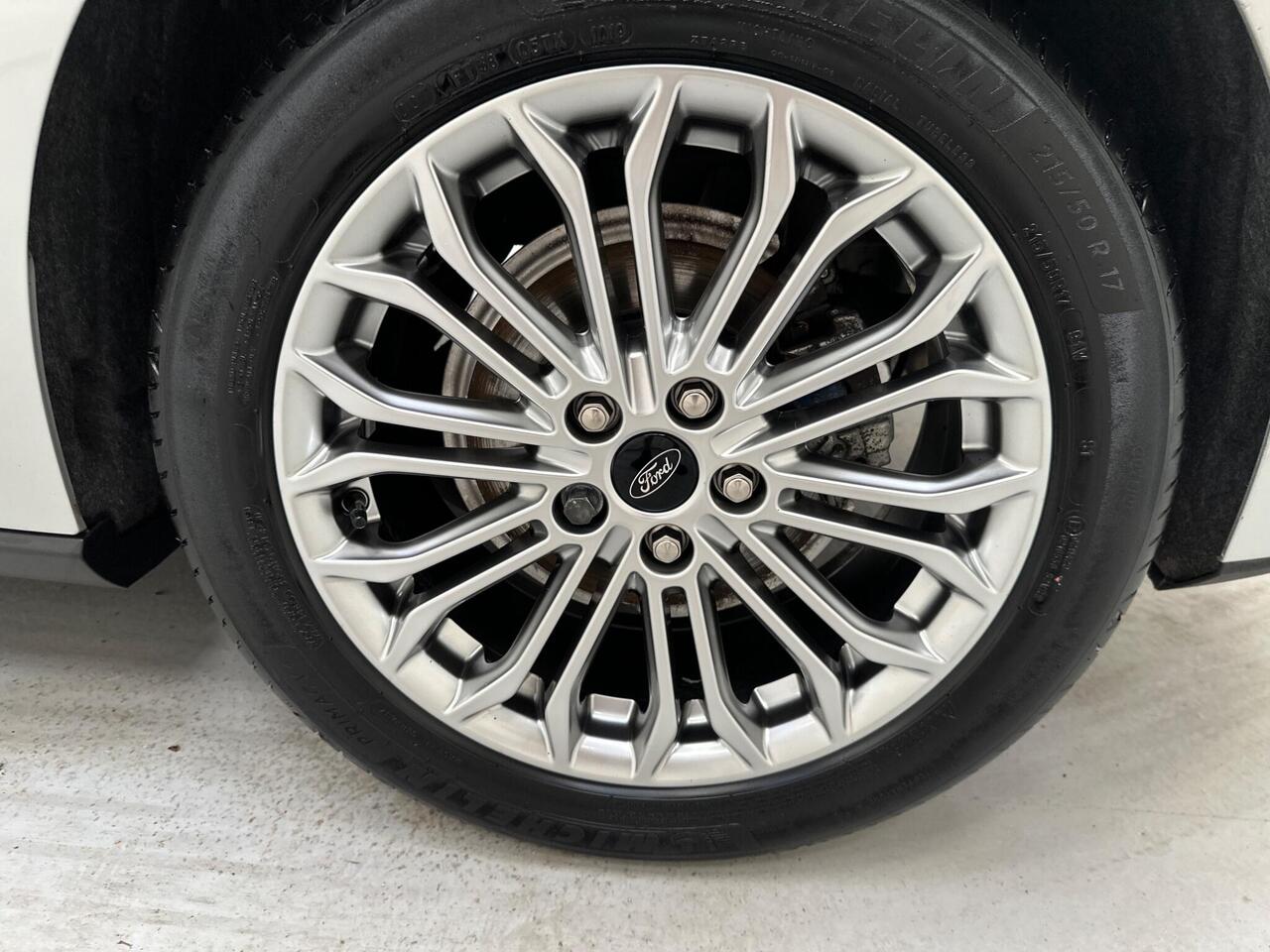 Ford Focus YT19RWD