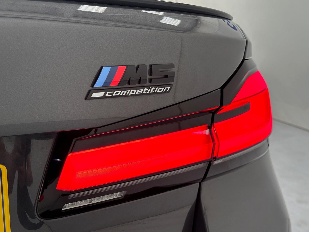 BMW M5 FB21XCK