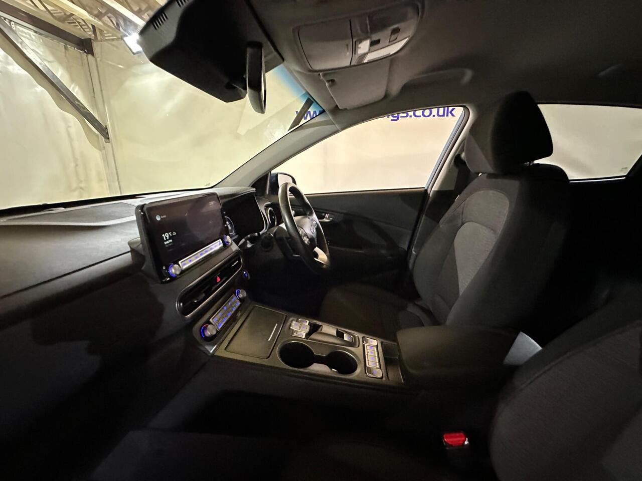 Hyundai KONA CA22BUE
