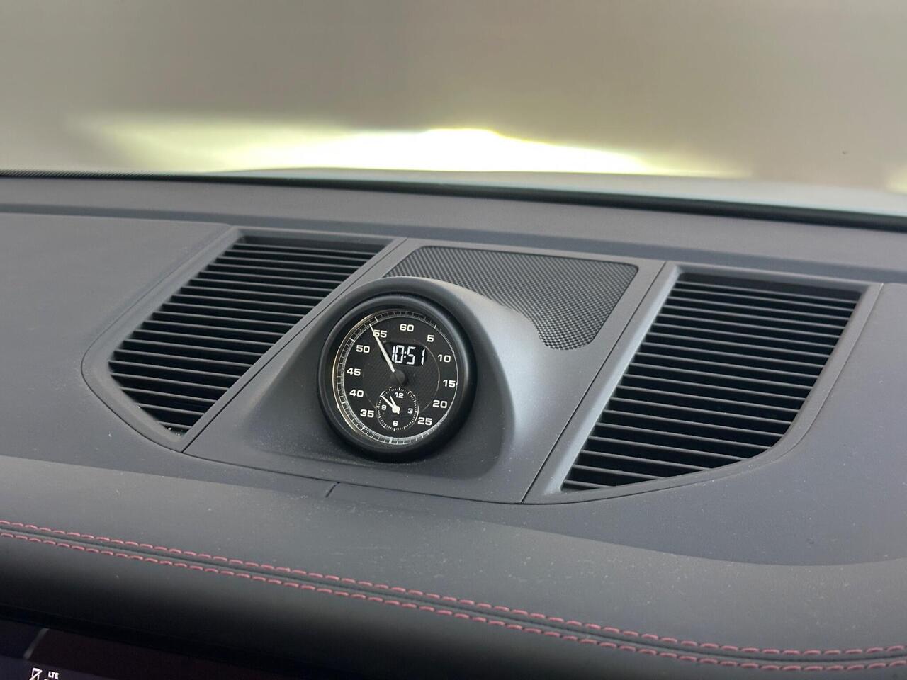 Porsche Macan AP24DWK