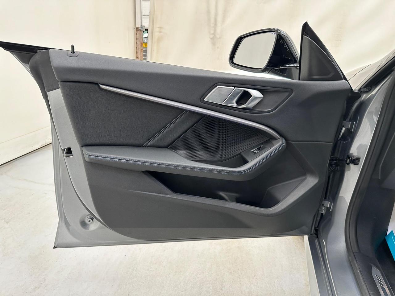 BMW 2 Series Gran Coupe AV22XER