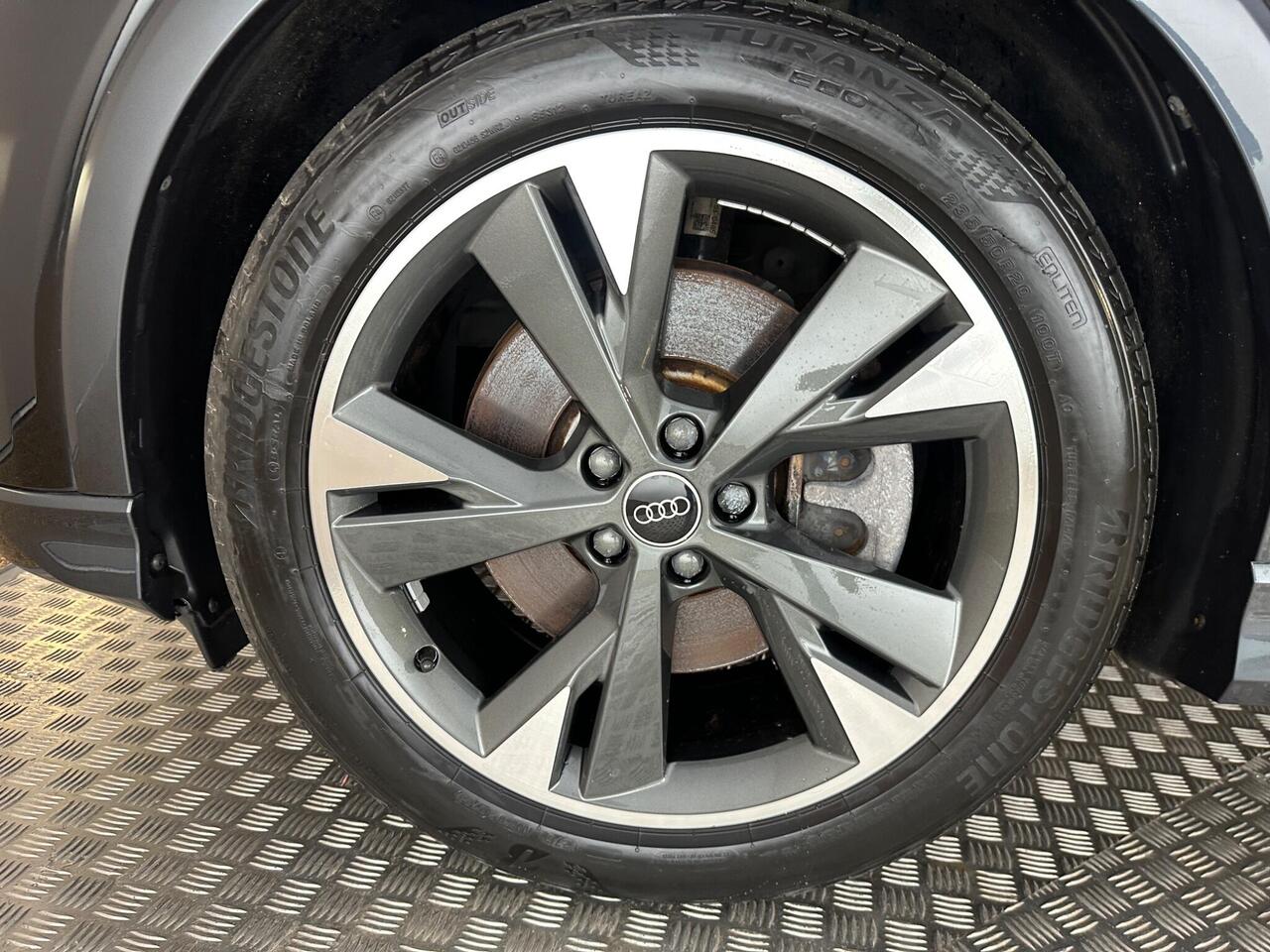 Audi Q4 e-tron SH72GYA