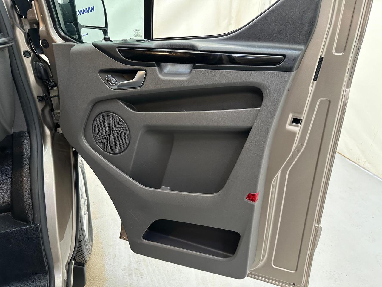 Ford Transit Custom AP23NHN
