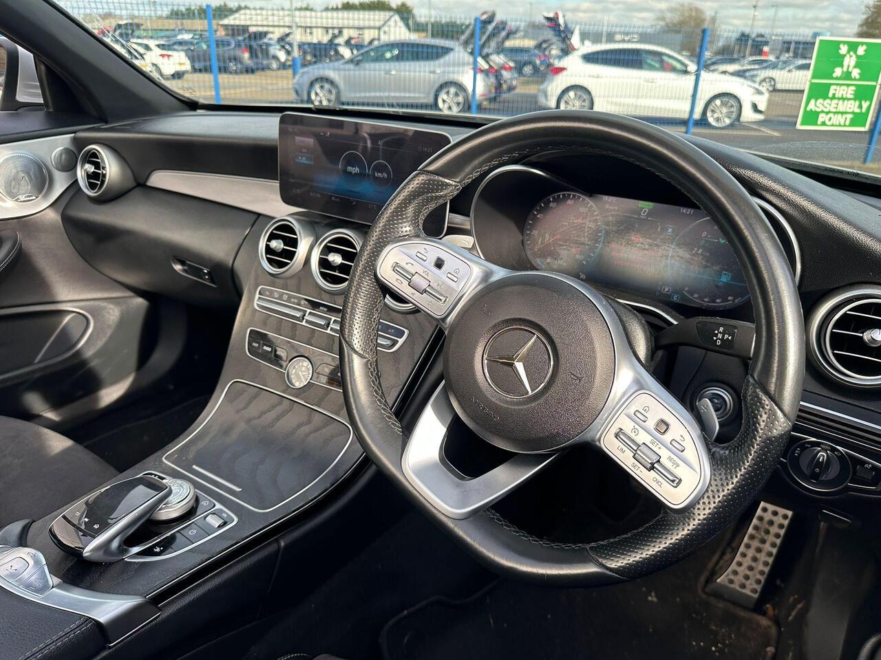 Mercedes-Benz C Class KJ69OYH