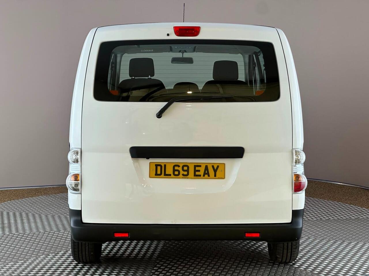 Nissan e-NV200 DL69EAY