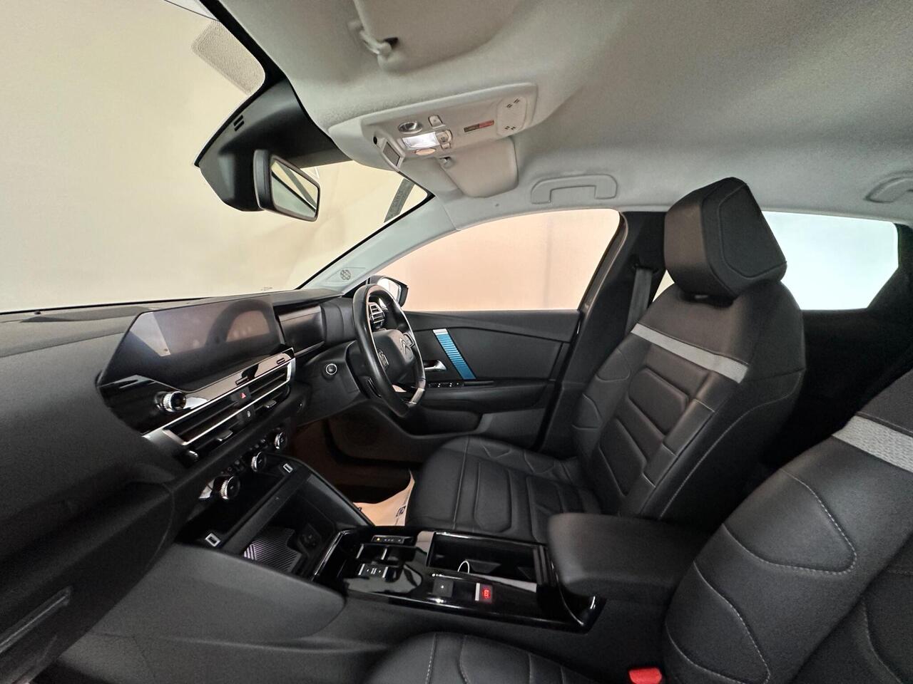 Citroen e-C4 YX71WAA