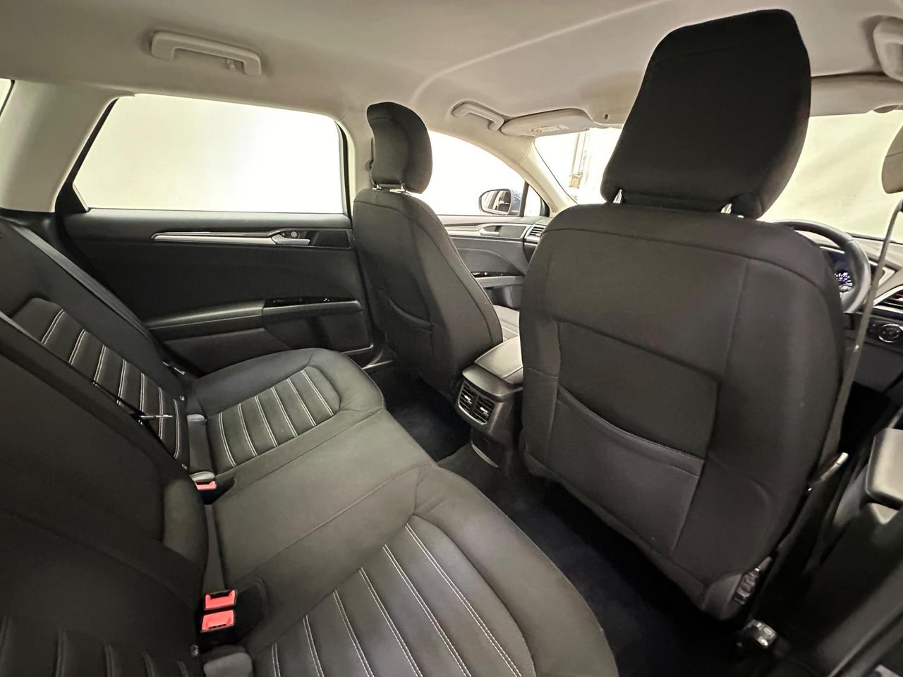 Ford Mondeo AJ70FJD