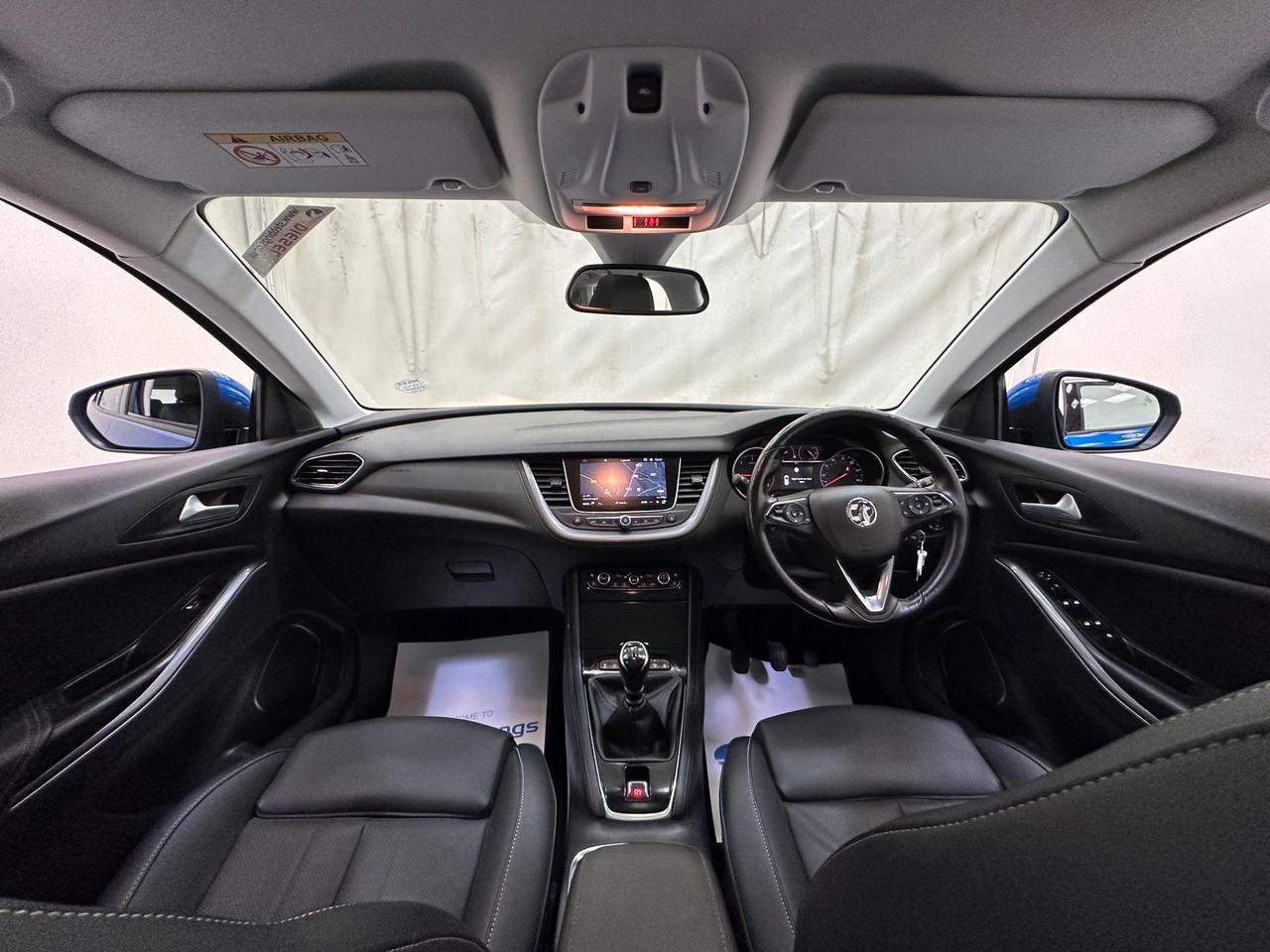 Vauxhall Grandland X FE19SZZ