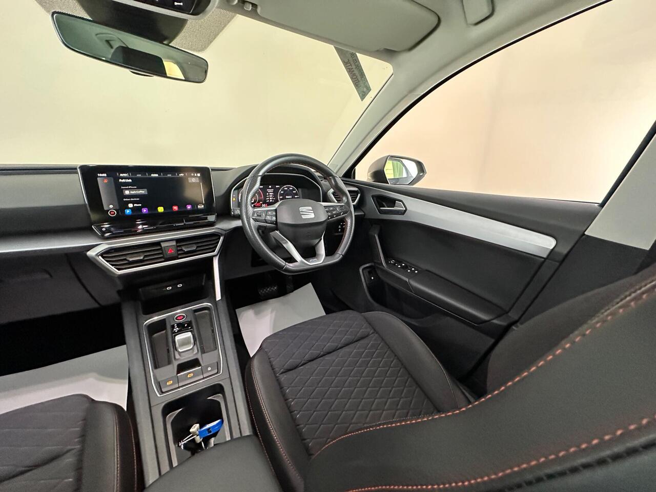 SEAT Leon YO24KLZ