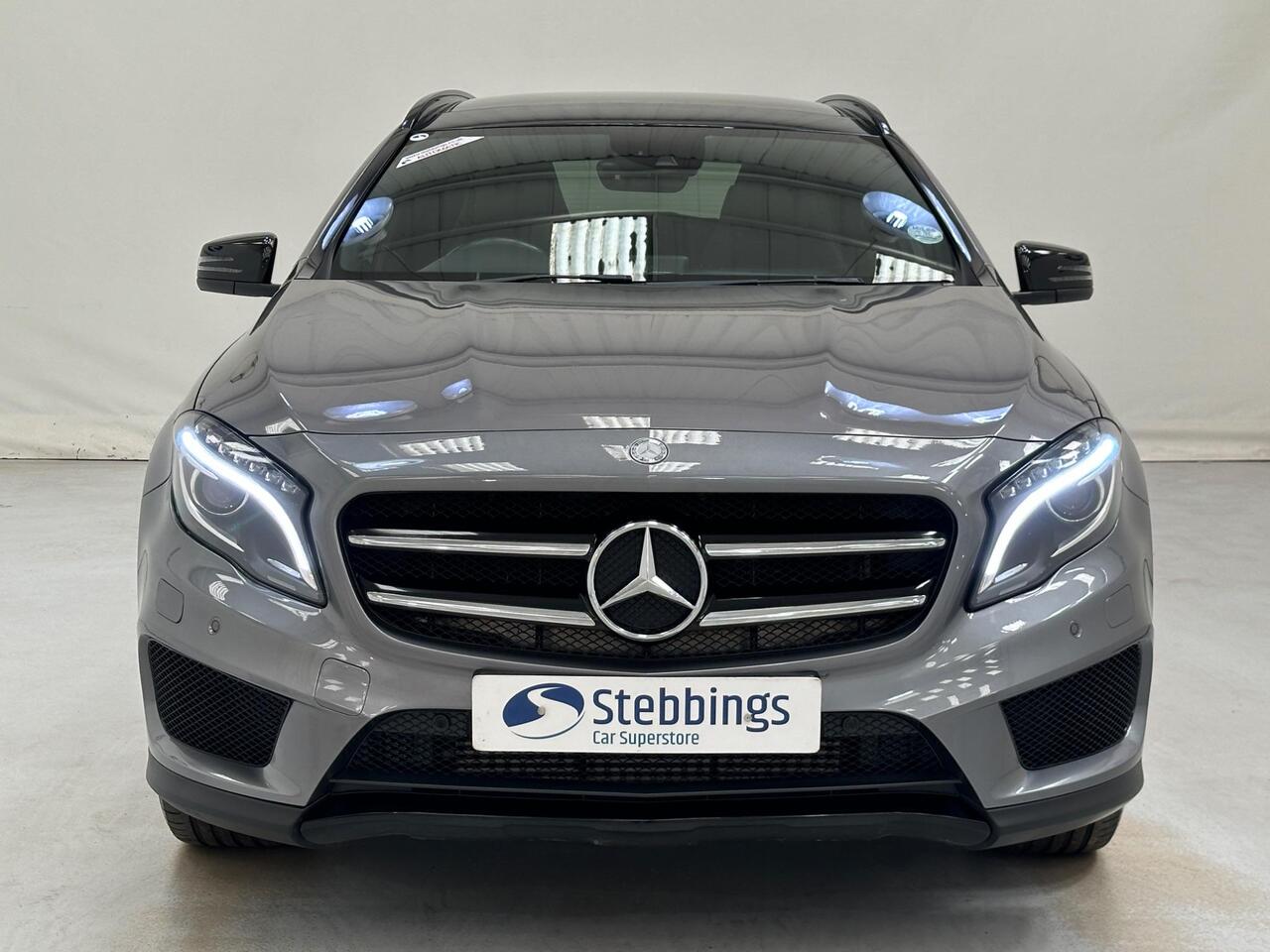 Mercedes-Benz GLA EY15HRN