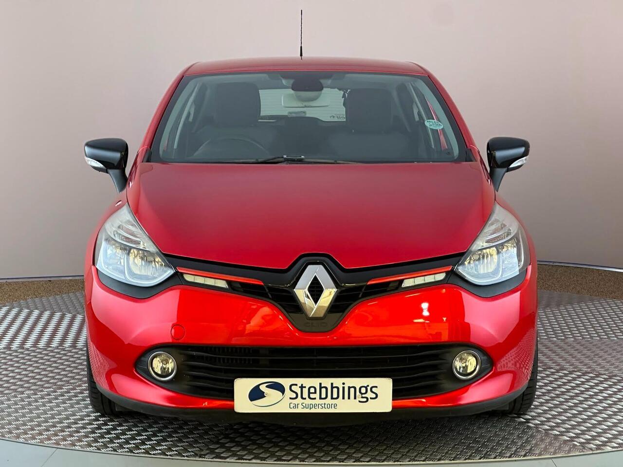 Renault Clio LO64FZP