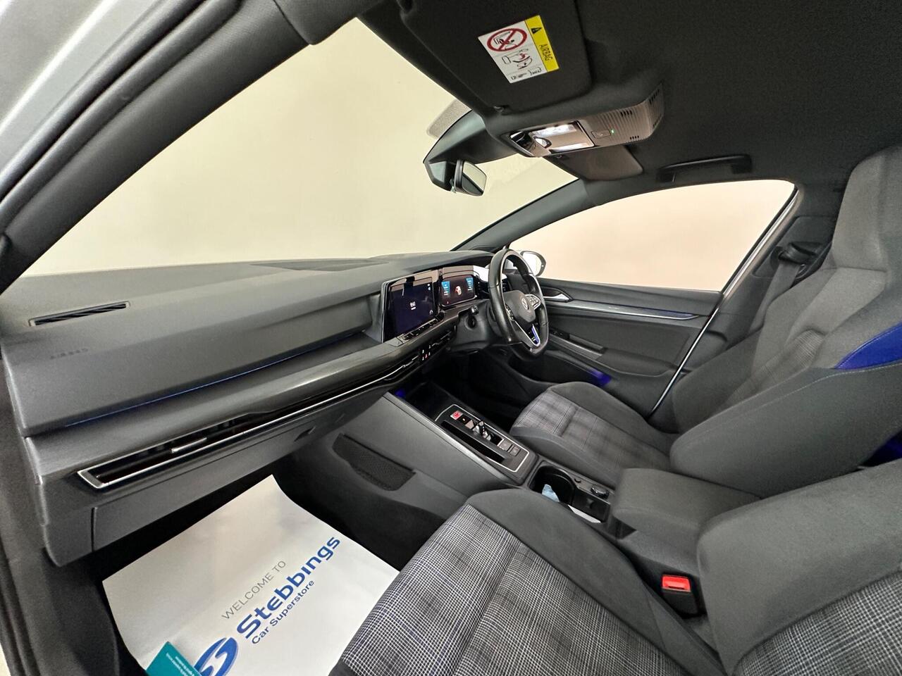 Volkswagen Golf AJ21MVG
