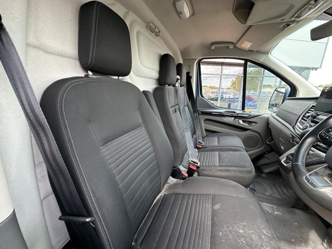 Ford Transit Custom BJ23HZU