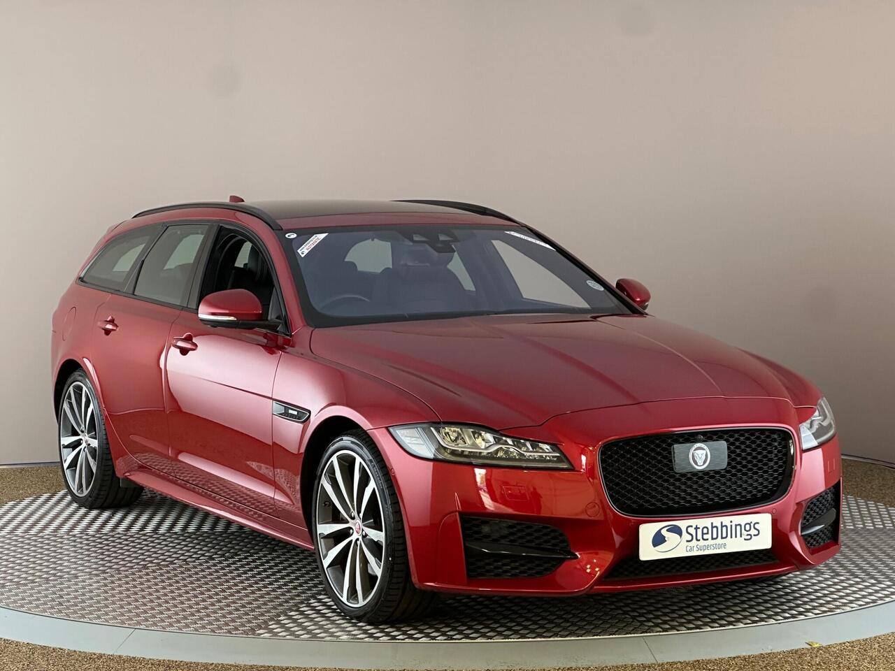 Jaguar XF VF17UOJ