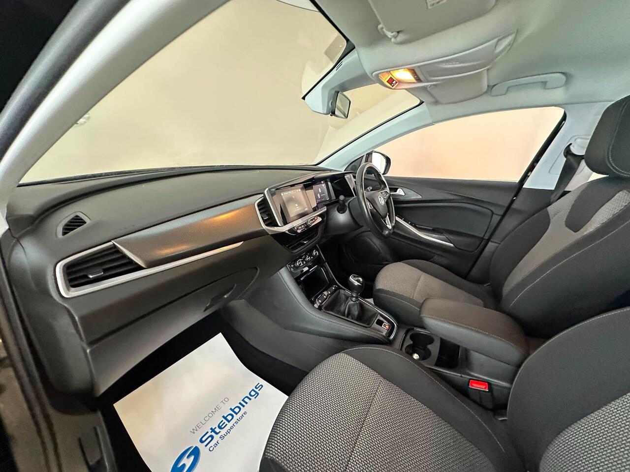 Vauxhall Grandland HG22DXJ