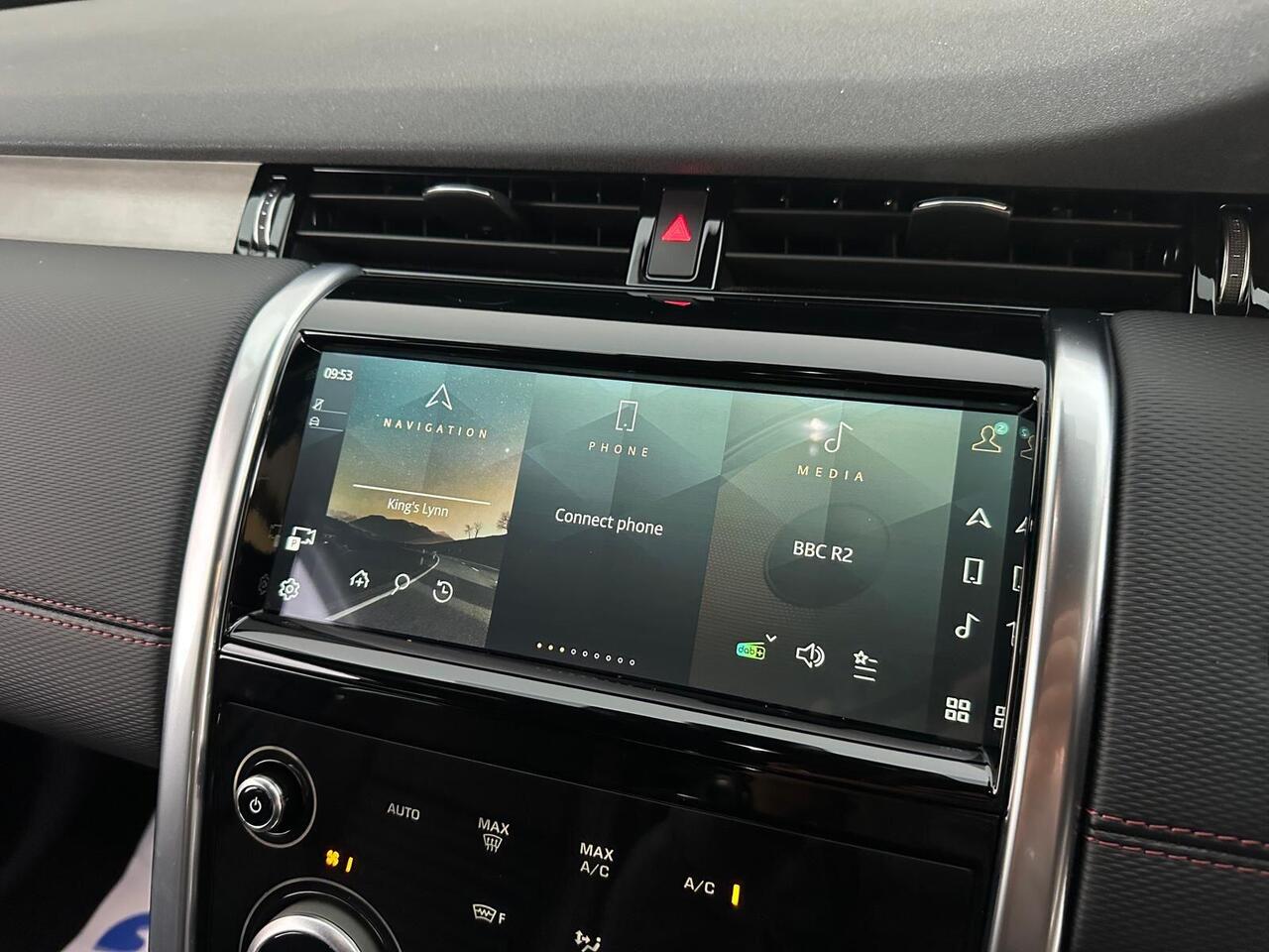 Land Rover Discovery Sport YX71LBO