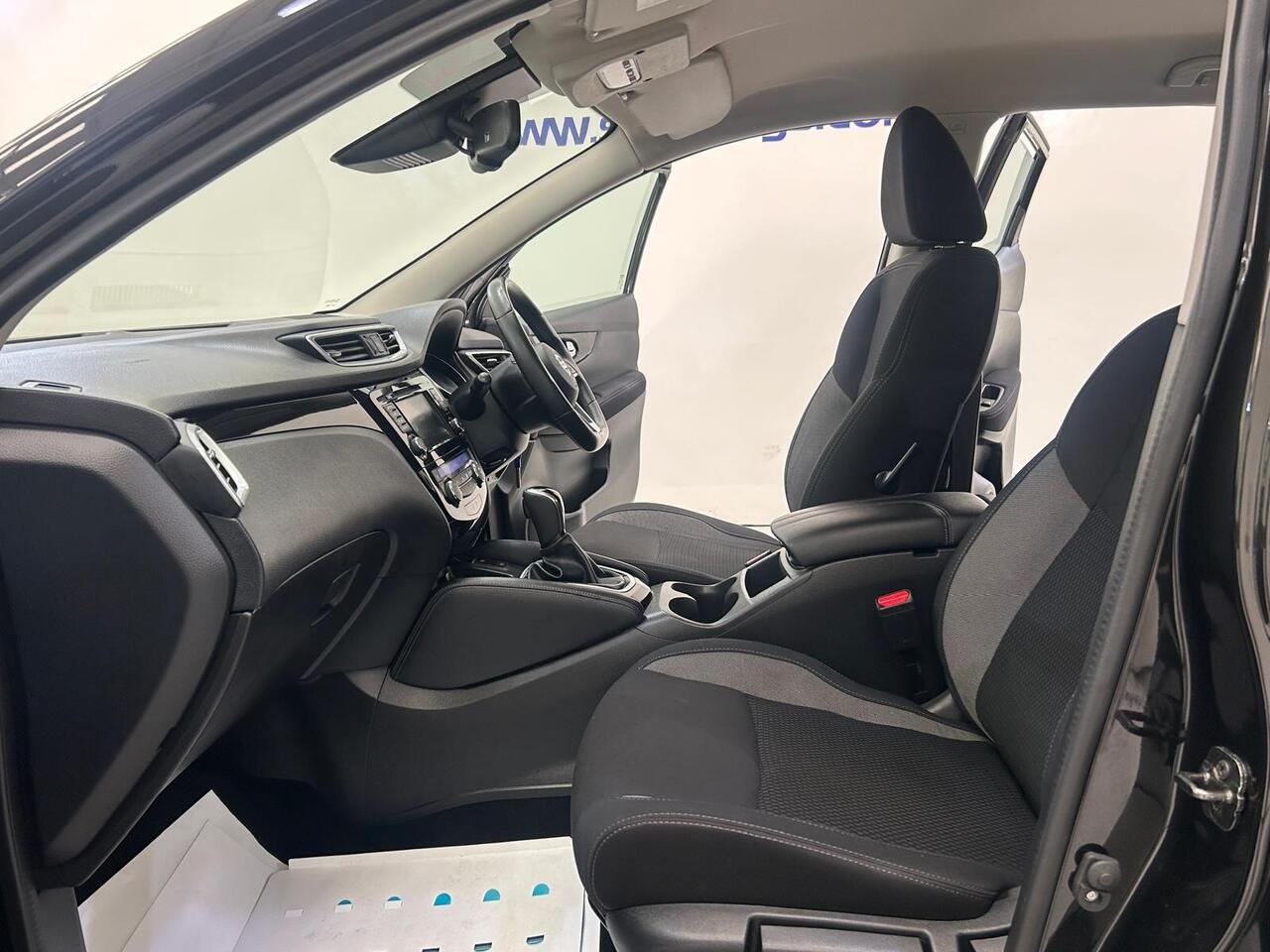 Nissan Qashqai DV21XJA