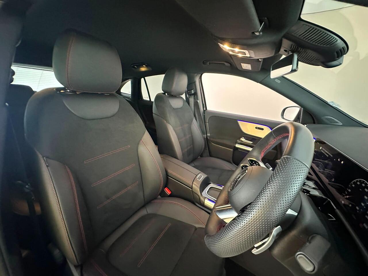 Mercedes-Benz GLA LT26DWZ
