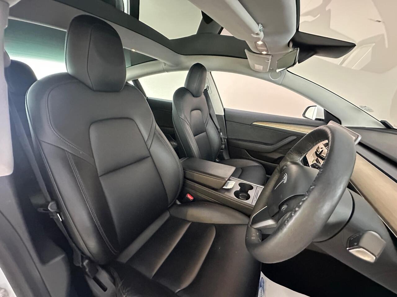 Tesla Model 3 AF22DVZ