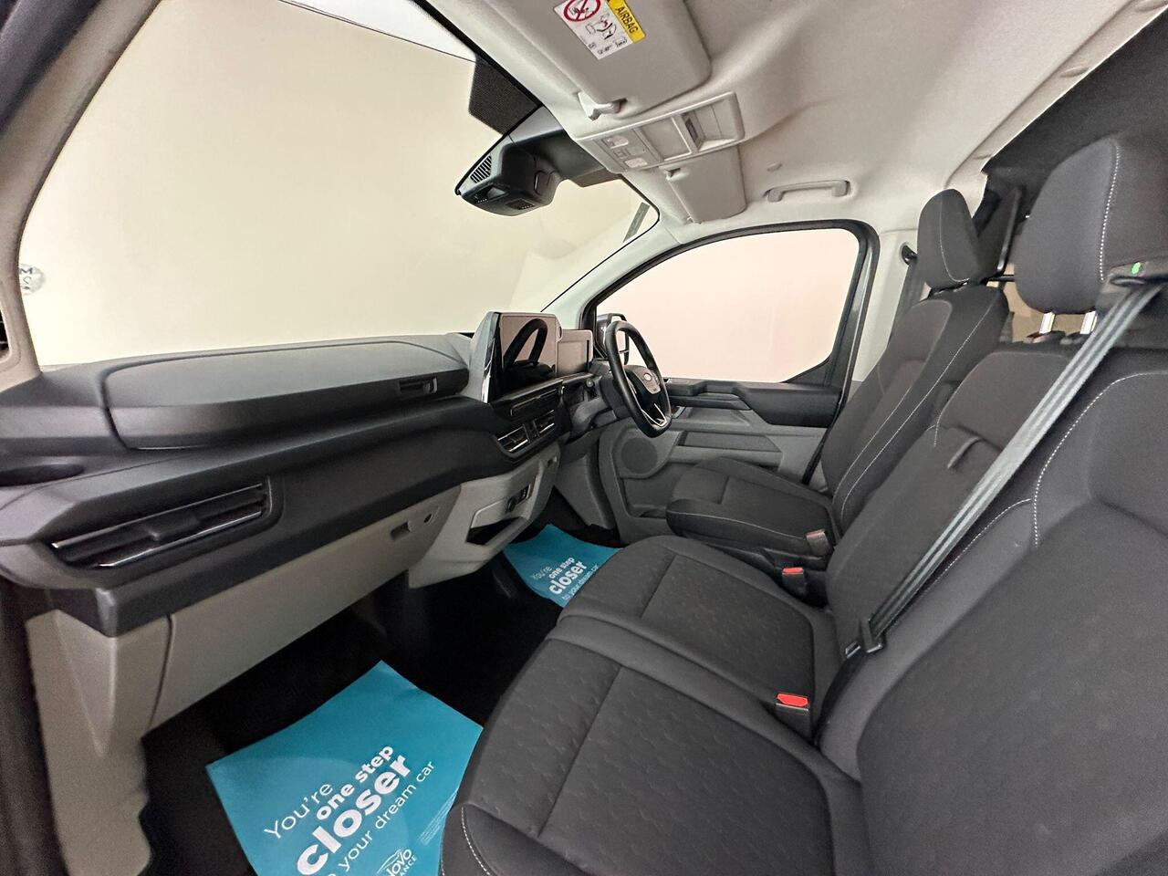 Ford Transit Custom YM73KOX