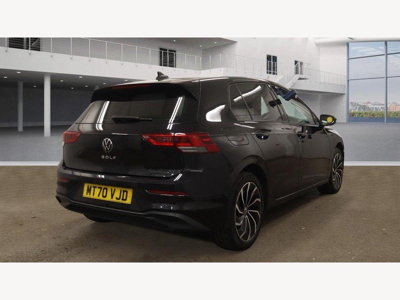 Volkswagen Golf MT70VJD
