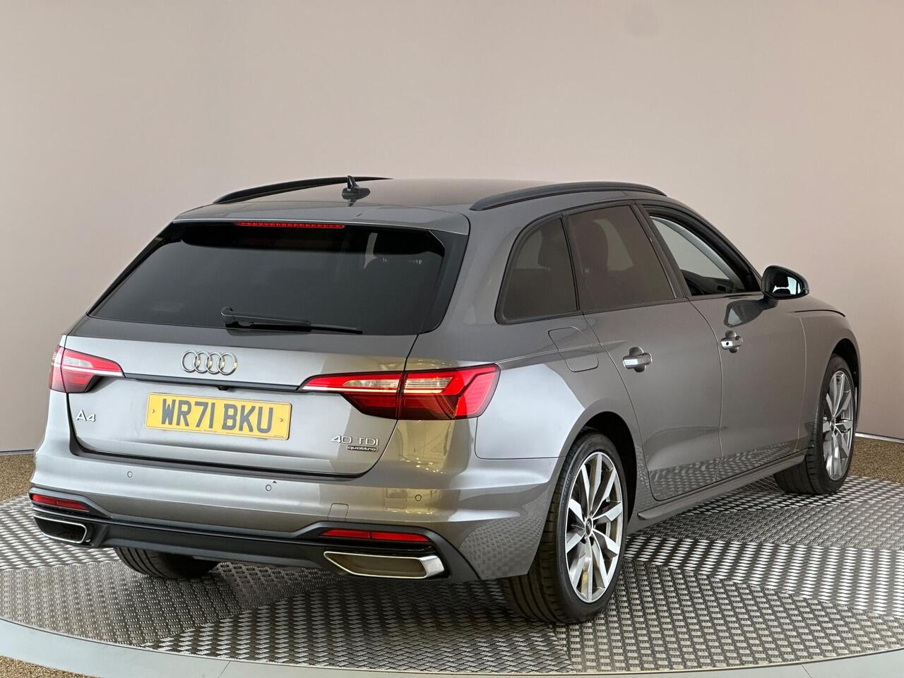 Audi A4 Avant WR71BKU