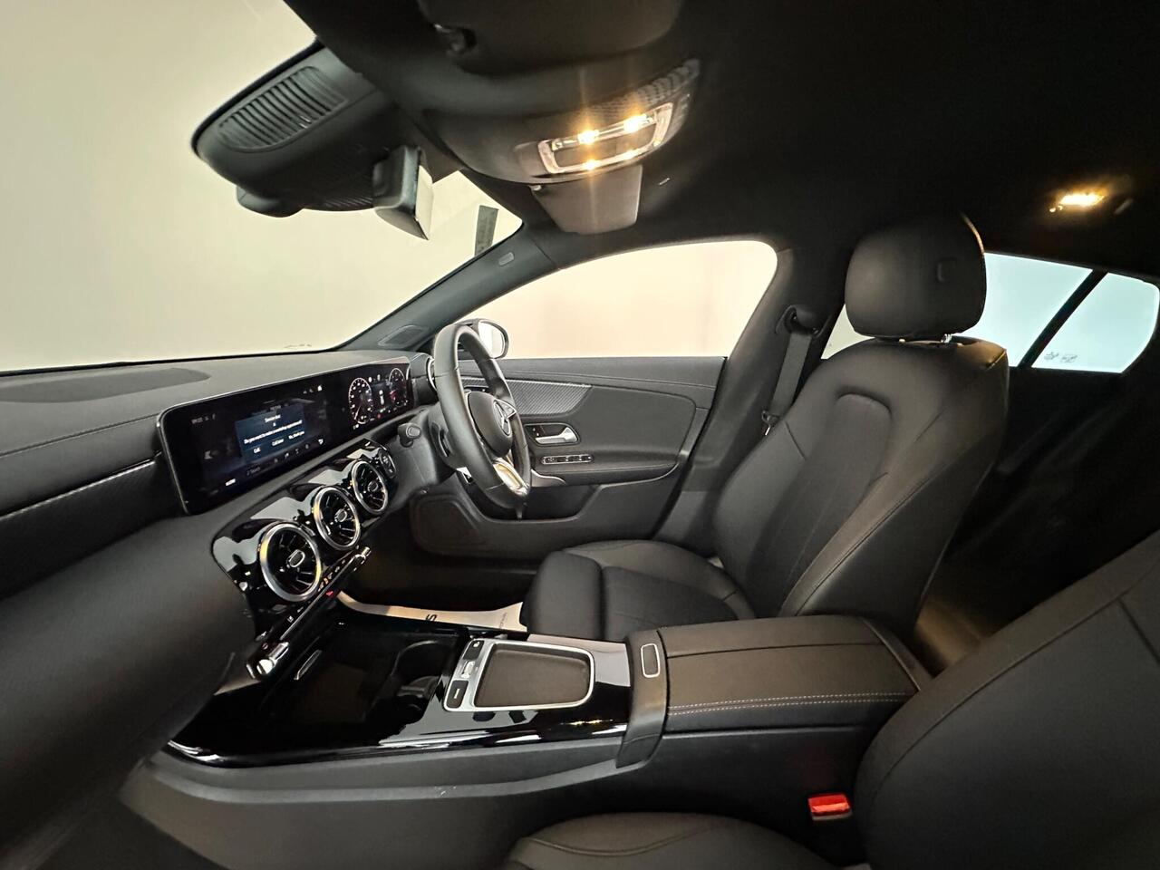 Mercedes-Benz CLA LS74EJA