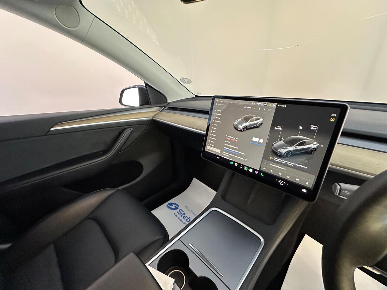 Tesla Model Y NL23XBN