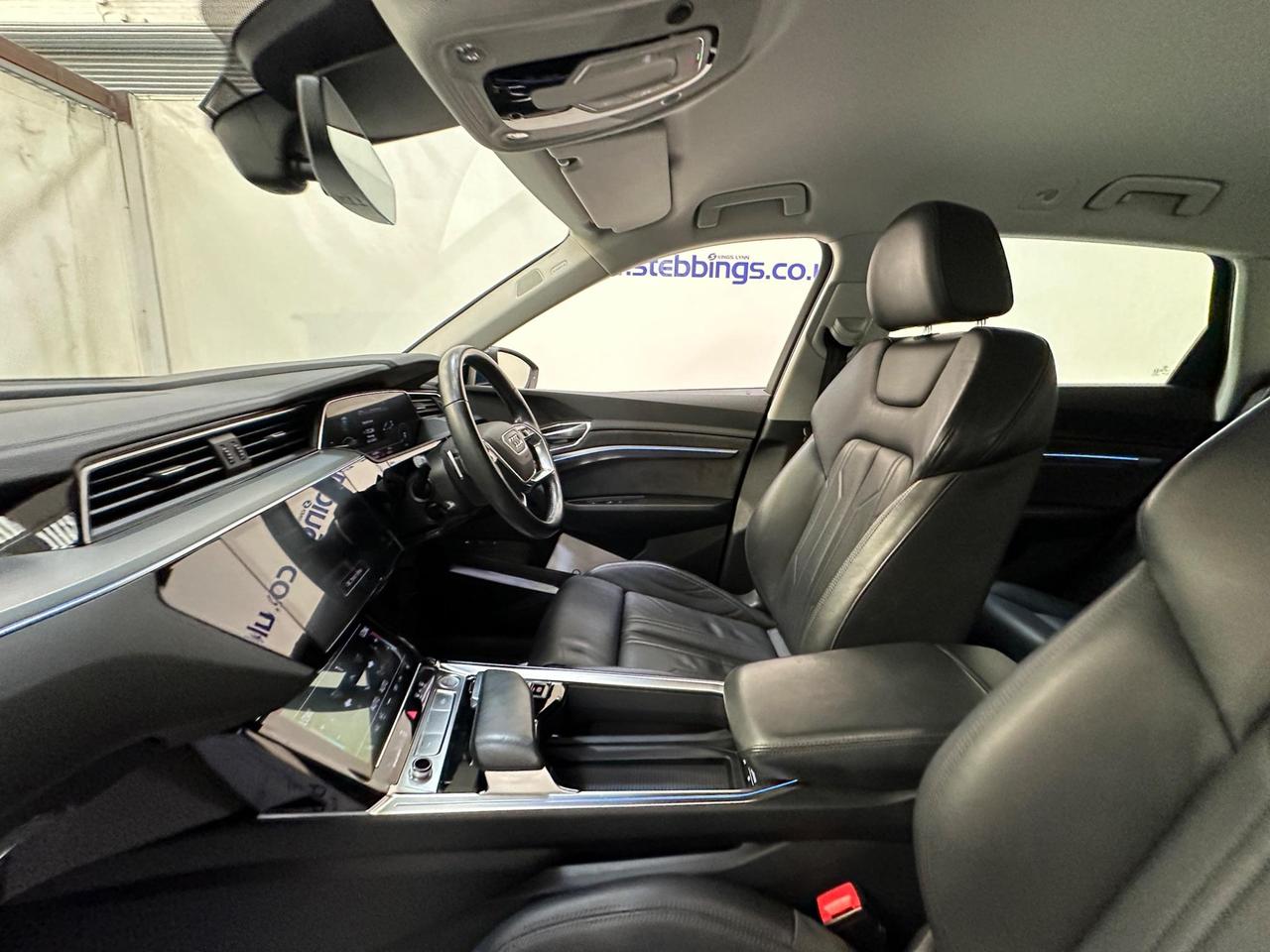 Audi e-tron RO70OMZ