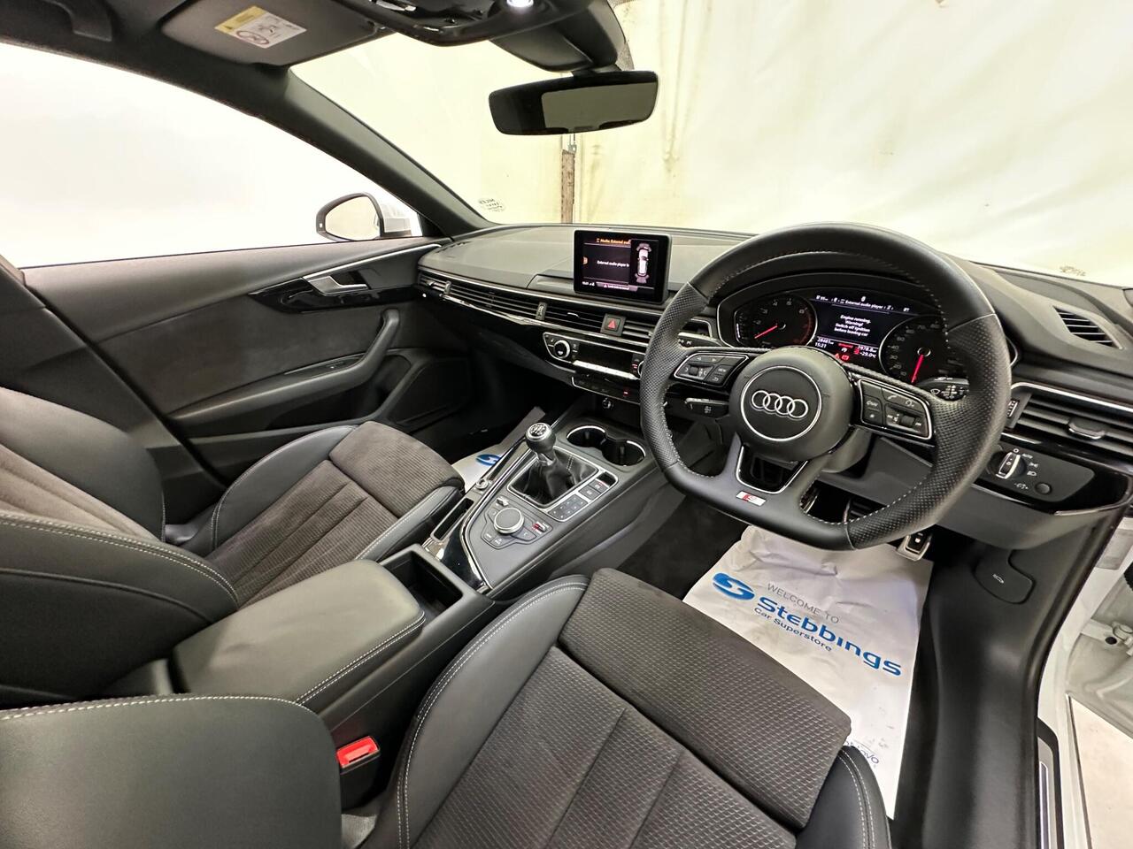Audi A4 Avant MF69RGX