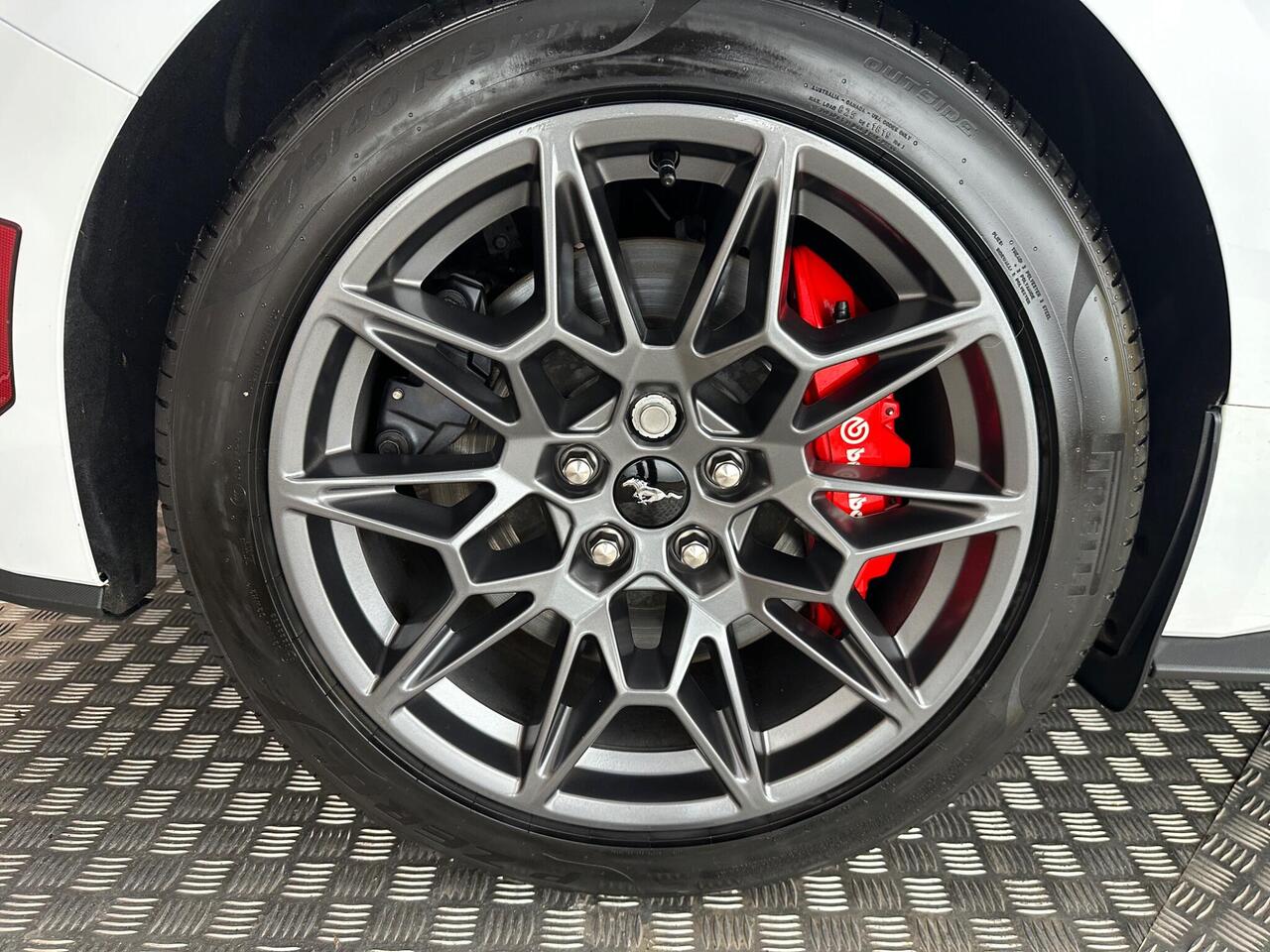 Ford Mustang EA74HZC
