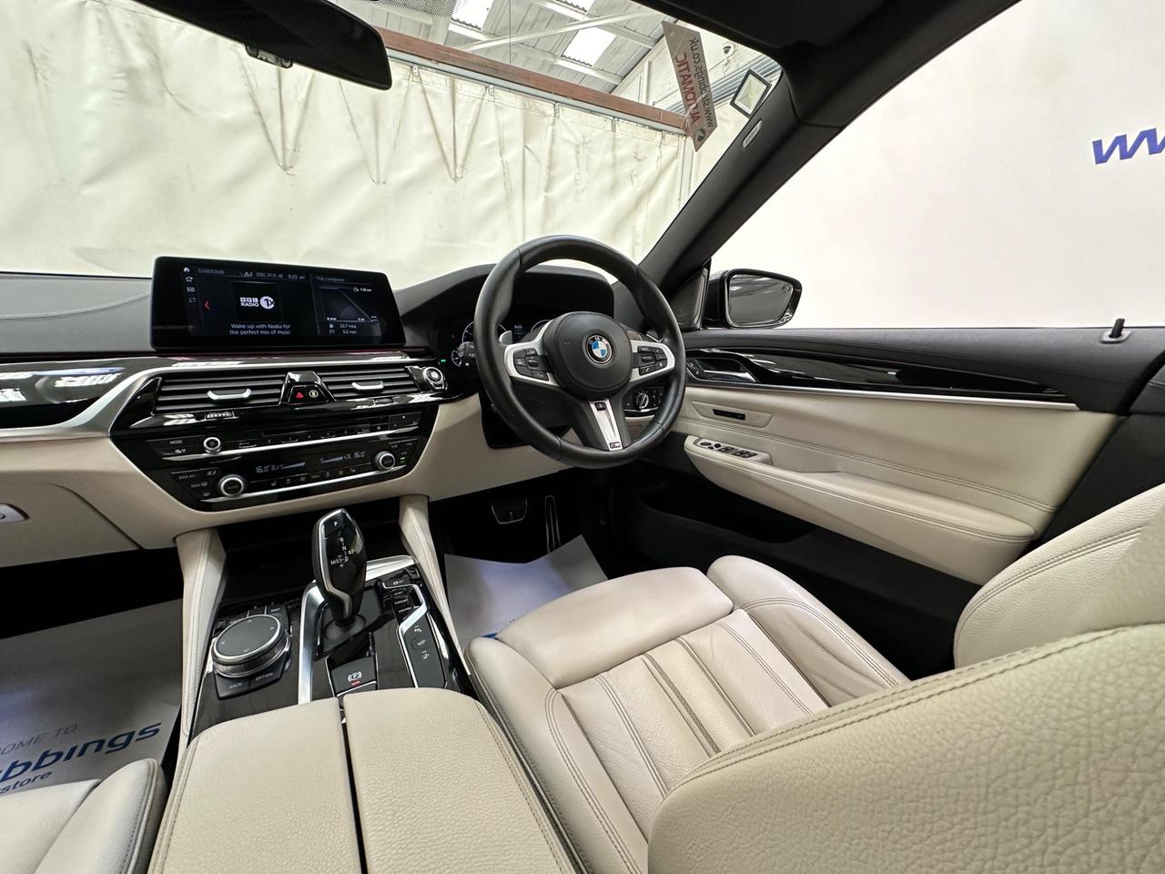 BMW 6 Series Gran Turismo YD68SYZ
