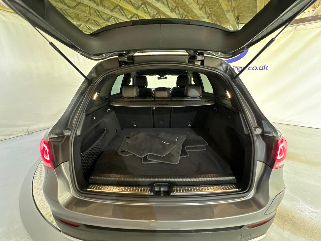 Mercedes-Benz GLC FY22YXX