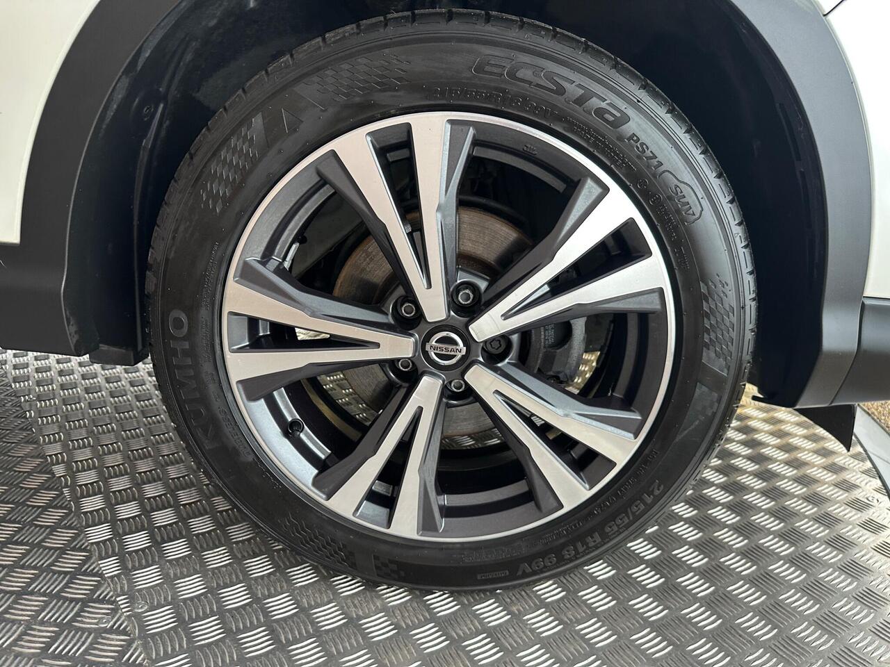 Nissan Qashqai AD19TVP