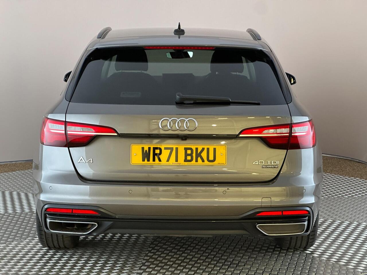 Audi A4 Avant WR71BKU