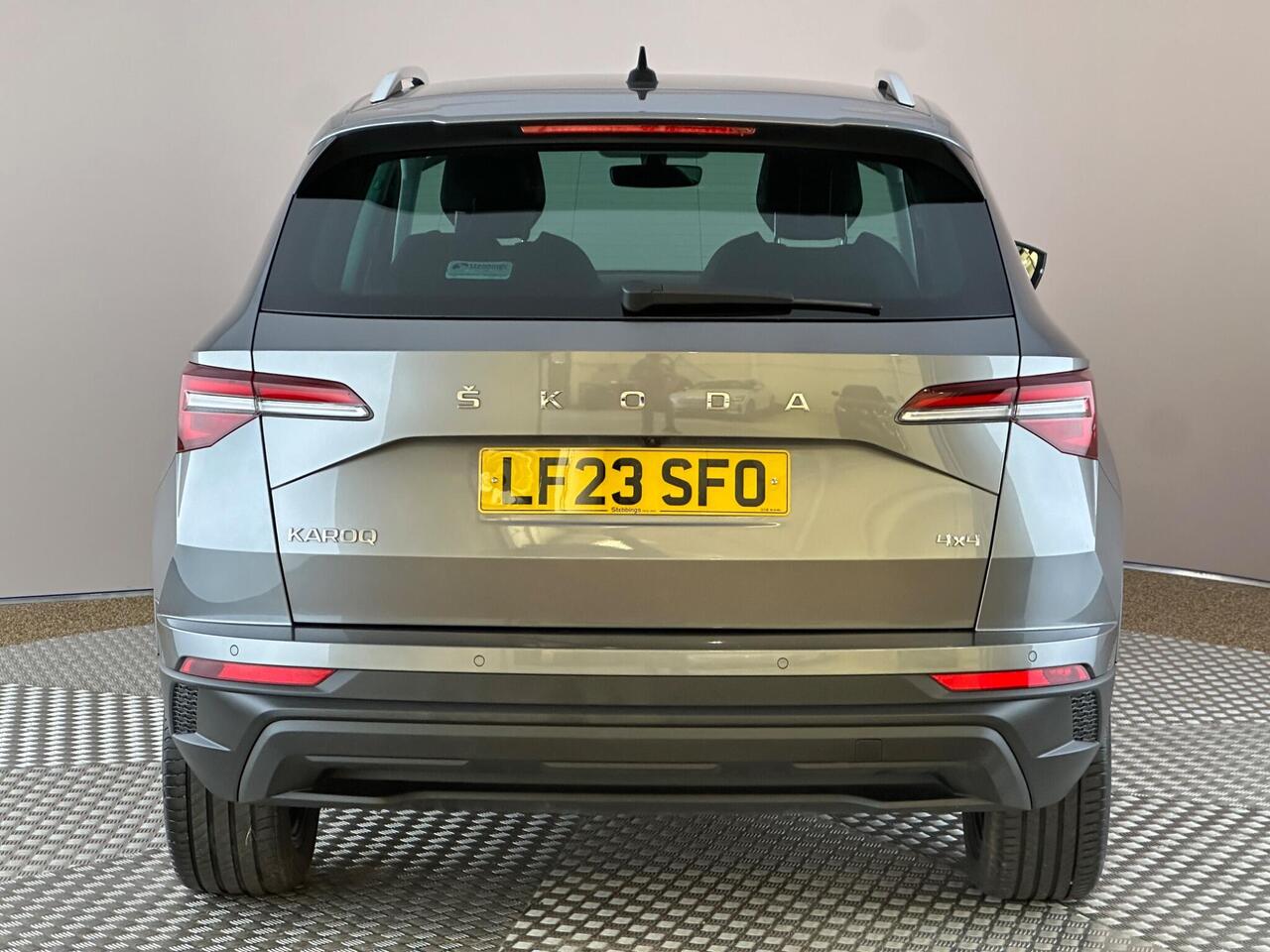 Skoda Karoq LF23SFO