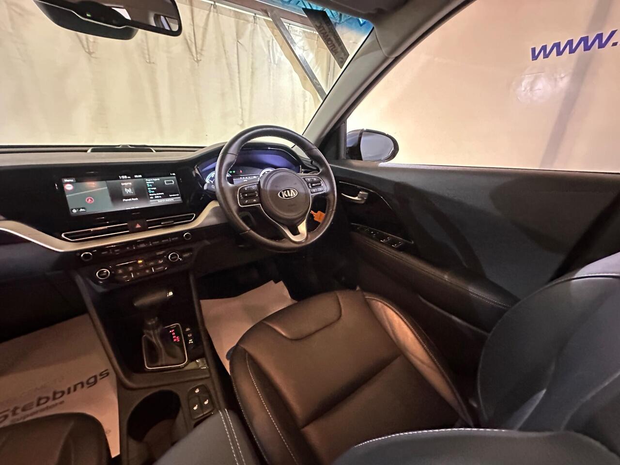 Kia Niro MA70CJJ