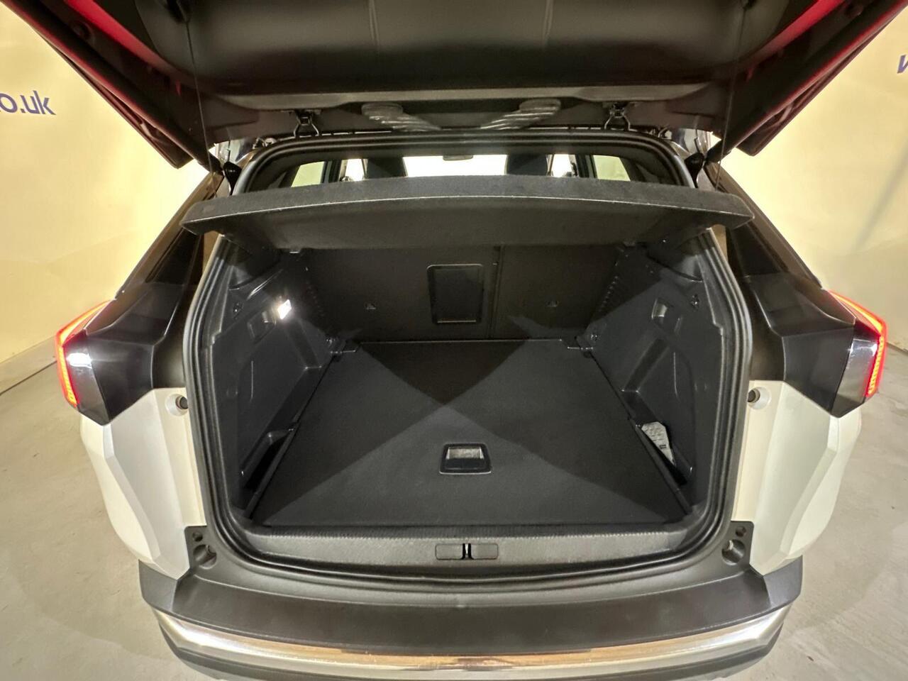 Peugeot 3008 KN70GDZ