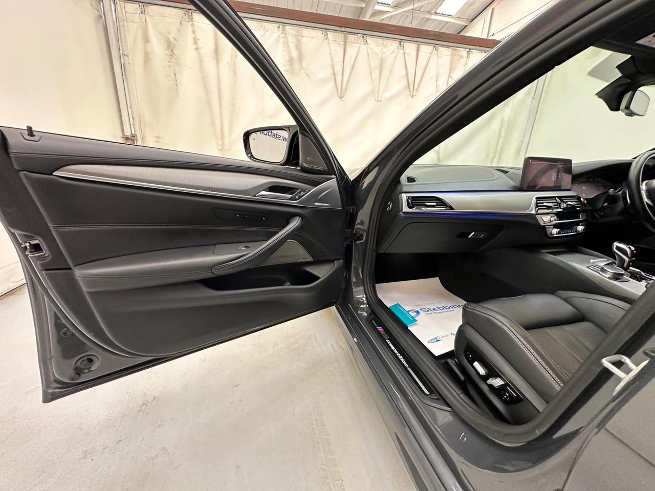 BMW M5 FB21XCK