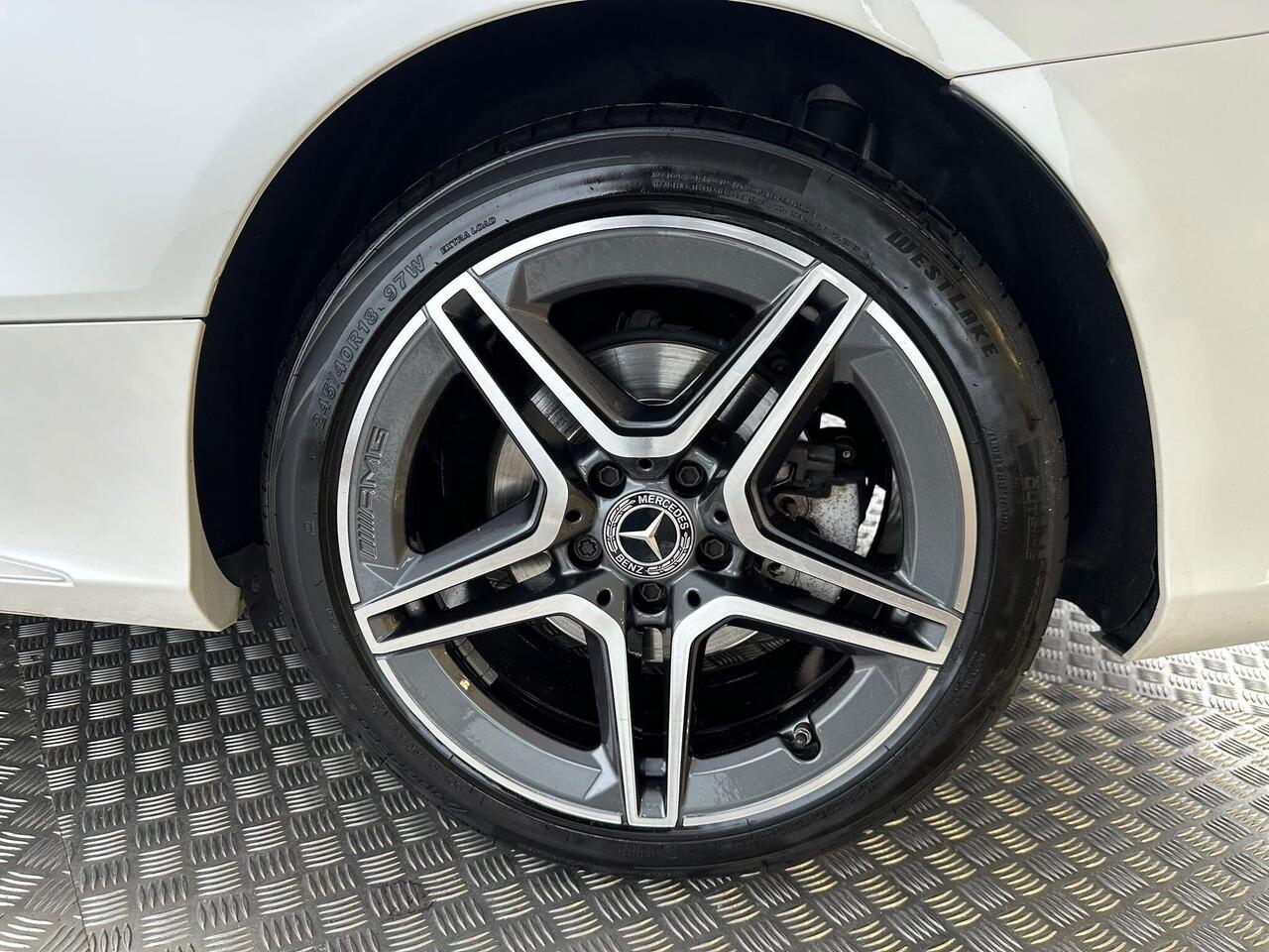 Mercedes-Benz C Class RO68FFV