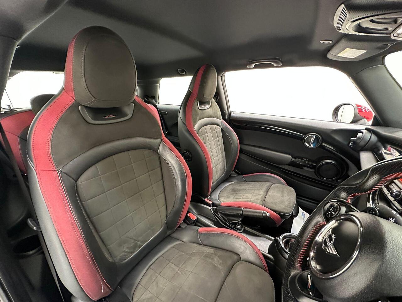 MINI Hatch KS67HYX