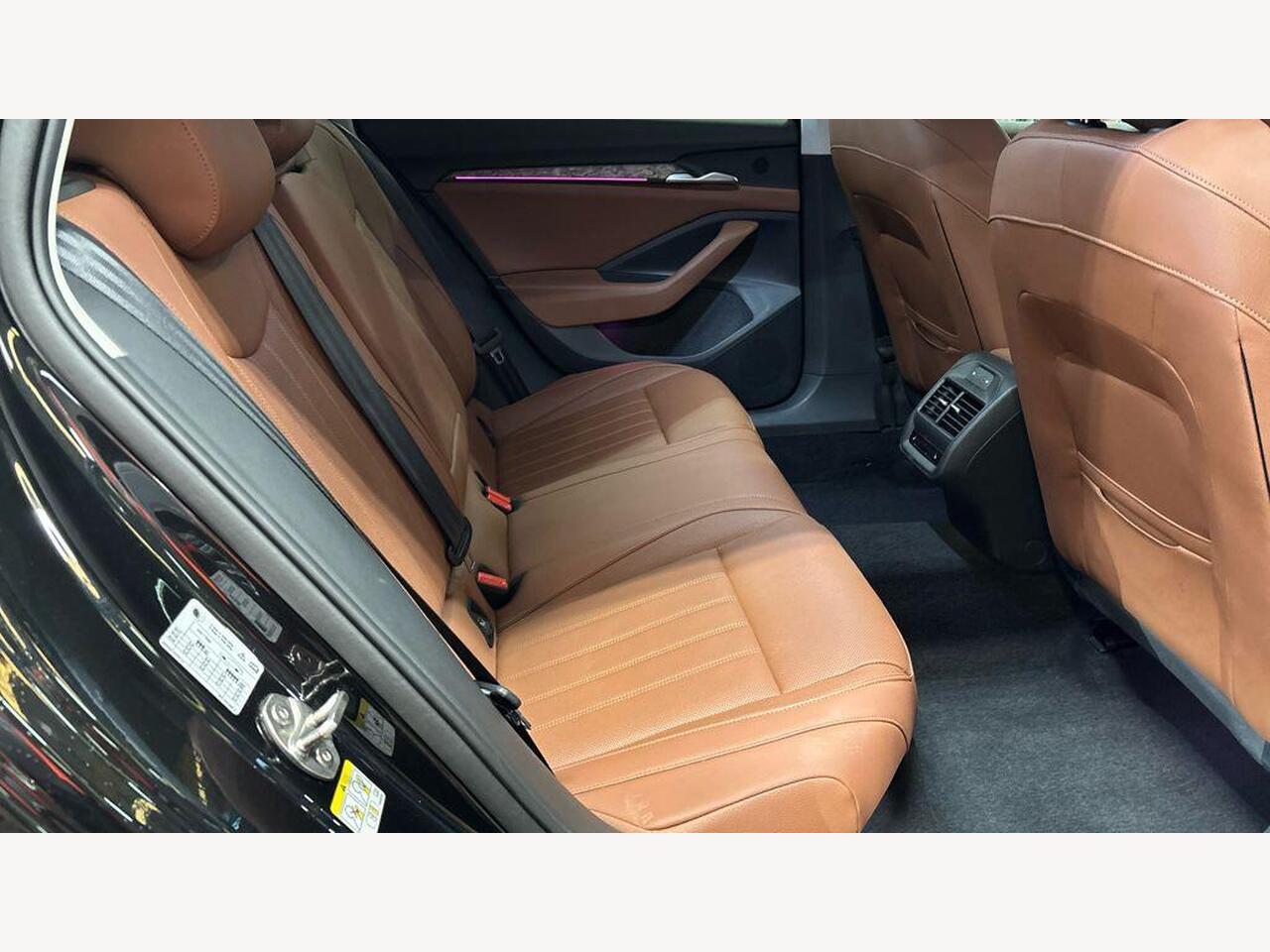 Skoda Superb AK25KHY