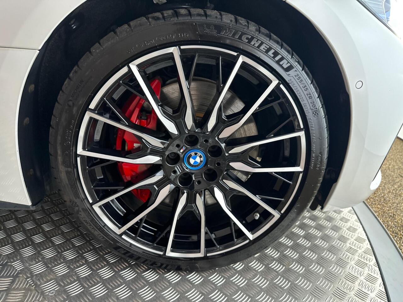 BMW i4 GV23JZR
