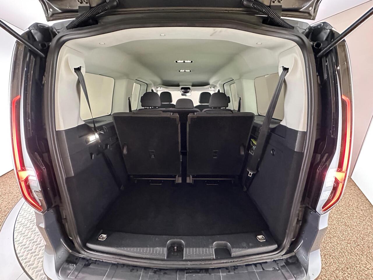 Volkswagen Caddy Maxi AE71YGC