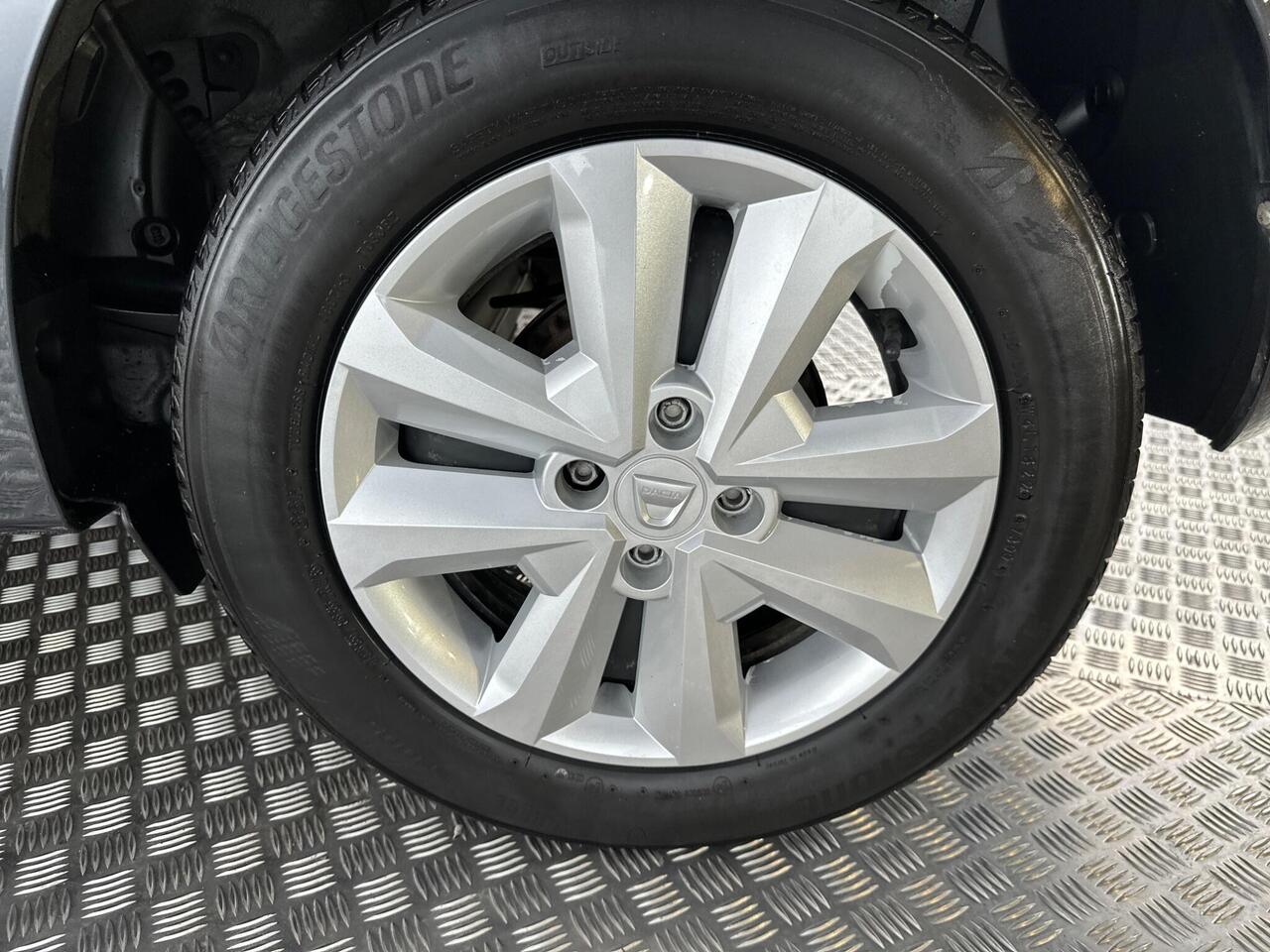 Dacia Sandero AE72WNB